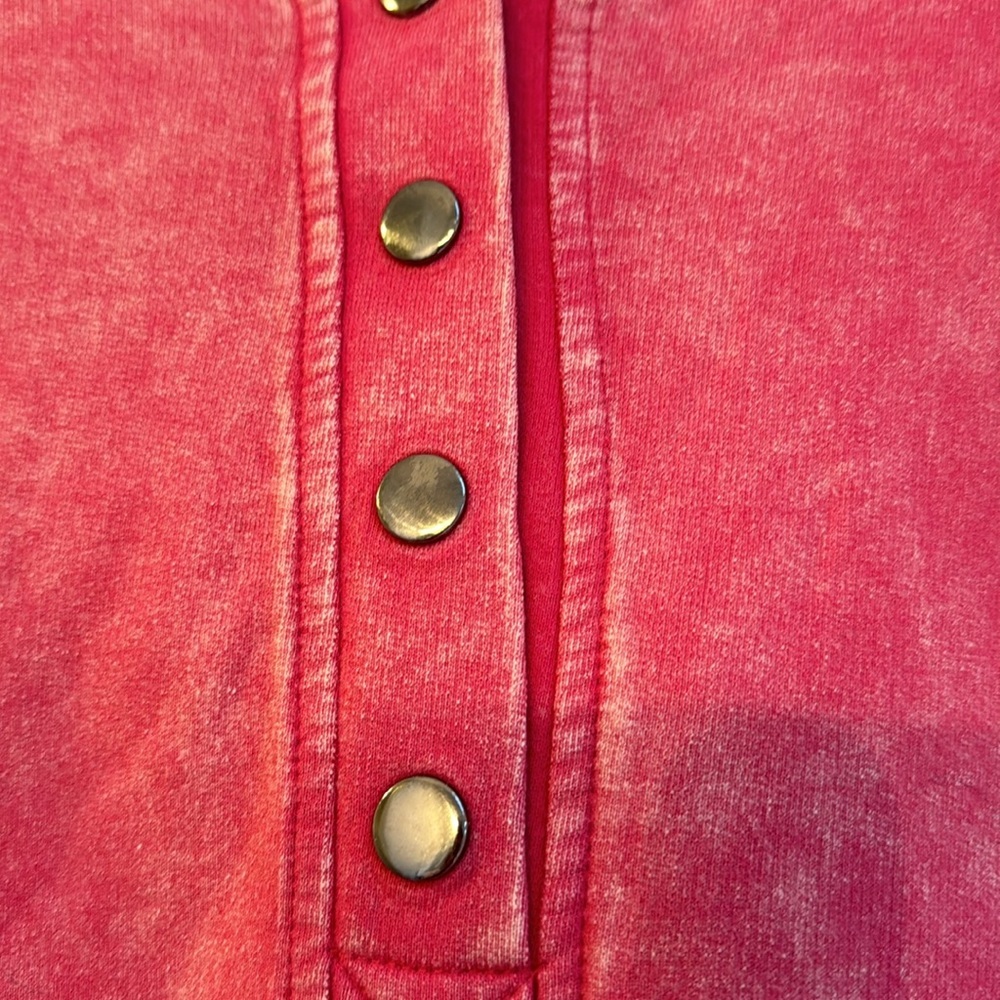 NWOT Red Acid Wash French Terry Pocketed Hoodie Size Medium - Picture 3 of 4